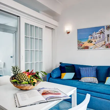 Aparthotel Gocce Di Capri 3*