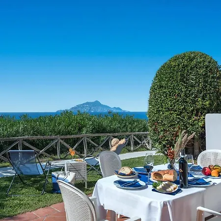 Gocce Di Capri Aparthotel Massa Lubrense
