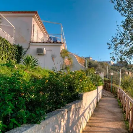 Gocce Di Capri 4*